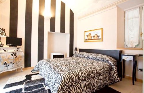 Piazza Apartment | Comfortable studio in Piazza, 30 m², fireplace & balcony