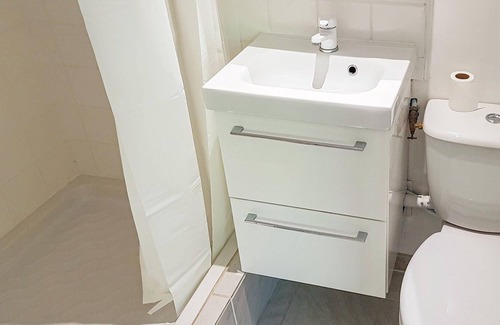 Chervettes Apartment | Comfortable studio with private pool for activities in the area.