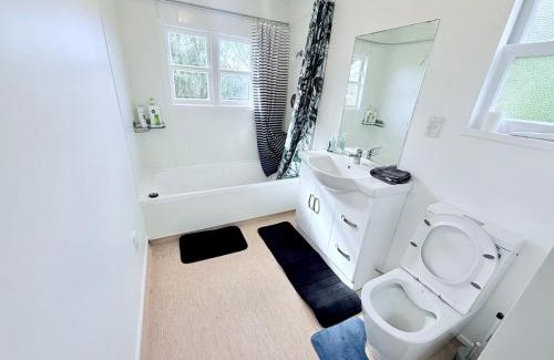 Wellington Apartment | Comfy 2 bedroom flat, close to city