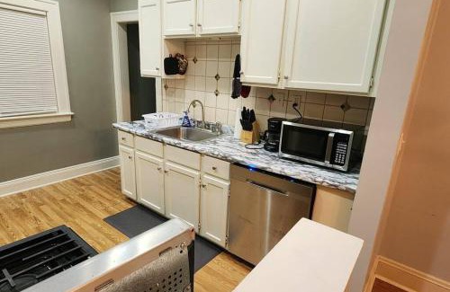 East Cleveland House | Comfy 3brd in Cleveland