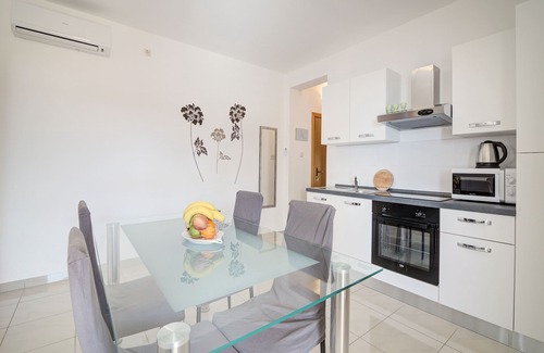 Vratarusa Apartment | Comfy Apartment With Panoramic Sea View, Senj, Croatia