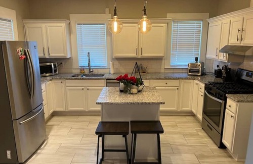 Paw Creek House | Comfy Charlotte Ranch Home Near Uptown