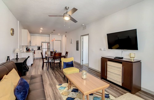 Kissimmee Apartment | Comfy & Cozy, Close to Disney
