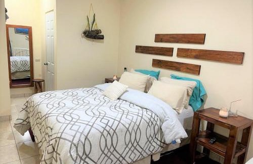 Chimaltenango Apartment | COMFY. Full internet, kitchen, washer and dryer, Netflix
