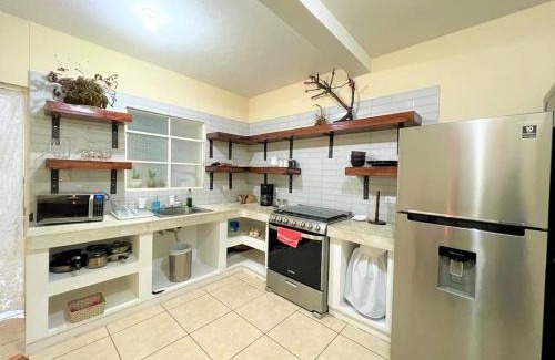 Chimaltenango Apartment | COMFY. Full internet, kitchen, washer and dryer, Netflix