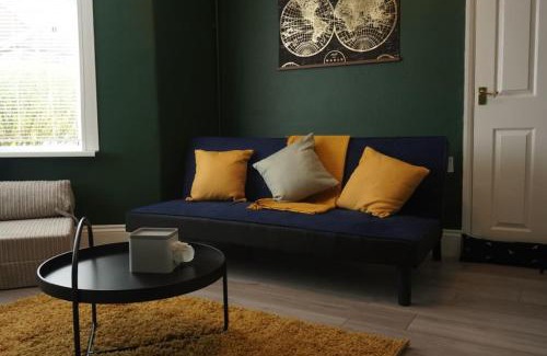 Newport House | Comfy home in Newport