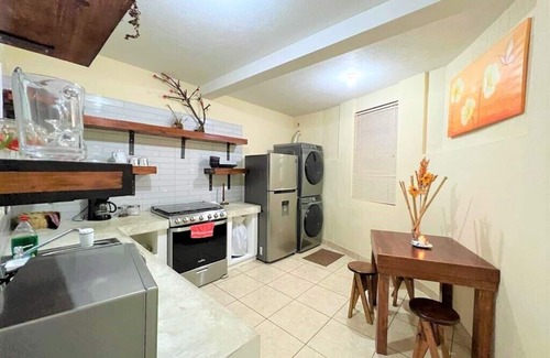 Chimaltenango Apartment | Comfy. Internet, Netflix,washer and Dryer,full Kitchen