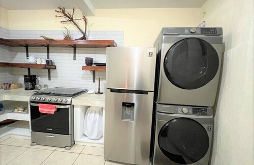 Chimaltenango Apartment | Comfy. Internet, Netflix,washer and Dryer,full Kitchen