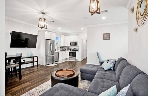 Seventh Ward House | Comfy Nola Escape w/Balcony