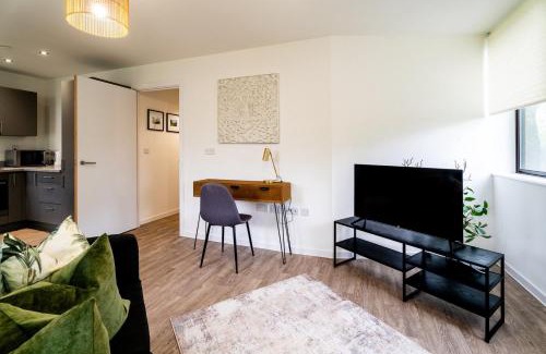 Taunton Apartment | Comfy One BR | Free Parking