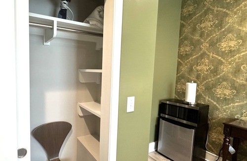 Summerville Historic District House | Comfy Private Room/bathroom in Historic District of Summerville