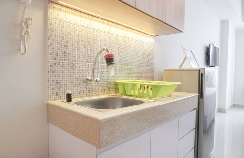 Pondokcina Apartment | Comfy Studio Apartment At Evenciio Margonda