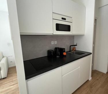 Montrouge Apartment | Comfy Studio, Paris South