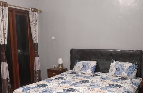 Labuan Bajo Bed & Breakfast | Coming to see the komodo Dragons