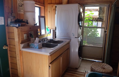 Monticello Cabin | Commune with nature at very rustic 1920's homestead on 12.5 acres.