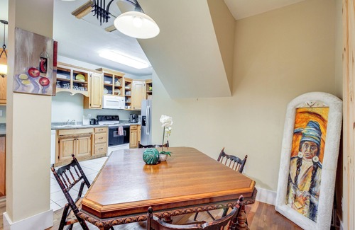 Cowan Apartment | Community Courtyard & Fireplace: Cowan Apt!