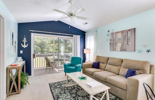 Longs Apartment | Community Perks and Golf Course Views Longs Condo