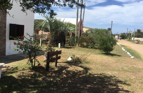 Rocha House | Comp niaghuro Monoambientes, cabin and house just 50 mtrs from the sea