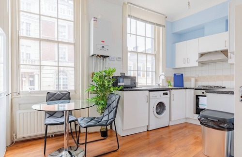 King's Cross Apartment | Compact 1BD Flat in the Heart of London