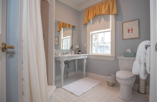 Newburyport Bed & Breakfast | Compass Rose Inn