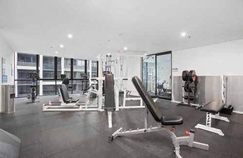Docklands Apartment | Complete Host Arkley Apartments
