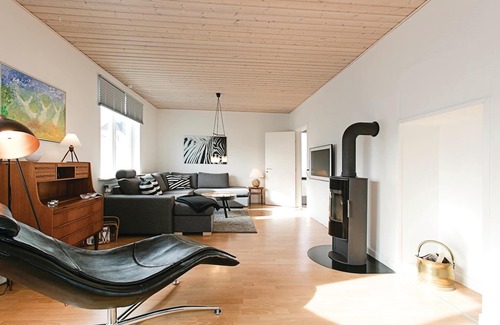 Tejn House | Completely renovated and well-appointed townhouse in Tejn with inviting furnishings and plenty of ch