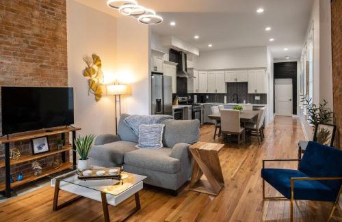 Covington Apartment | Condo Combo on Lee - 2 in 1