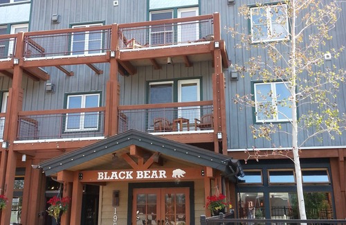 River Run Condo | Condo for 4| Mountain Escape + Hot Tub, Sauna, Gym