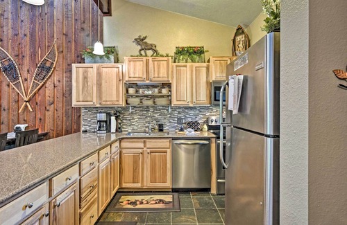Winter Park Condo | Condo w/Pool + Hot Tub - Walk to DT Winter Park!