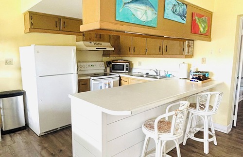 Panacea Condo | CONDO Water front, bay breeze, fishing paradise and family friendly 2 bedroom