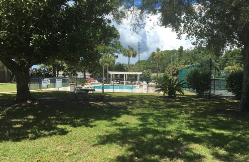 Panacea Condo | CONDO Water front, bay breeze, fishing paradise and family friendly 2 bedroom