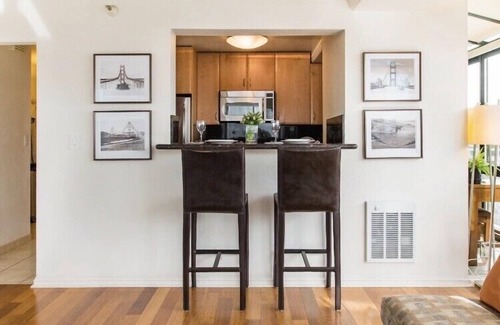 Western Addition Condo | Condo with City View, Rooftop Pool, Security and Parking.