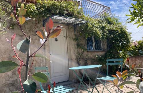 Bouc-Bel-Air Apartment | Confortable studio au calme avec accès piscine et parking