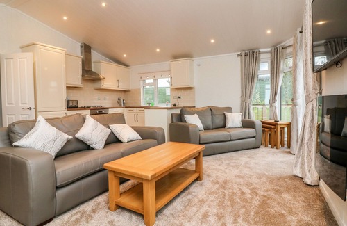 Okehampton Cottage | CONKER'S LODGE, family friendly, with a garden in Okehampton