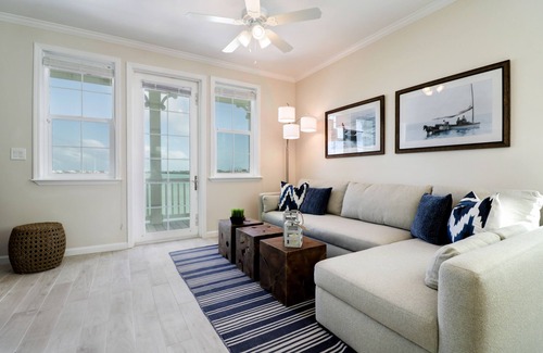 Little Torch Key House | Connecting 2 Bed/2.5 Bath Luxry Townhomes w/Seperate Entrances - Can Sleep 12