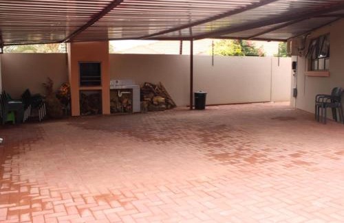 Moses Kotane Apartment | Connesione Mogwase