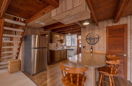 Wright City Ski Chalet | Conrad's Cabin by Innsbrook Vacations!