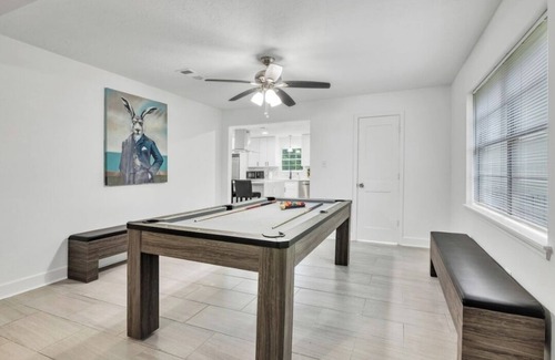Conroe House | Conroe Home w/Game Room & Golf!