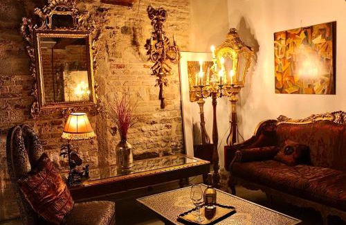 Castello Hotel | Console Palais