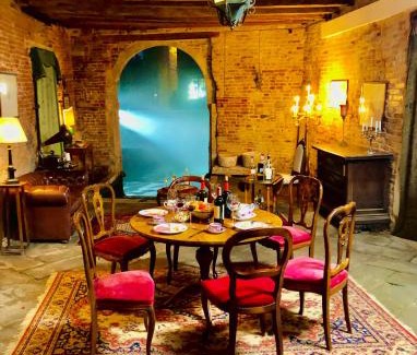 Castello Hotel | Console Palais