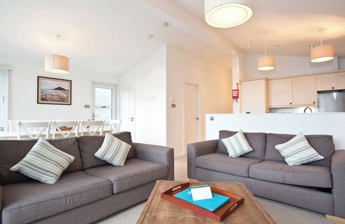 Mullion Ski Chalet | Constantine Premier Lodge