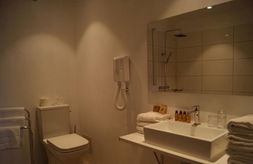Caunes-Minervois Hotel | Contact Hôtel Restaurant Le Minervois