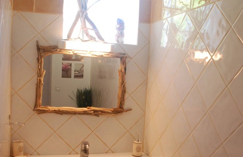 Le Puy-Sainte-Reparade Villa | Contemporary Provençal Villa