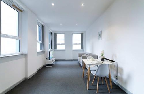 Blackburn Apartment | Contemporary 1 Bed Apartment in Blackburn Centre