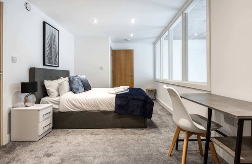 Rotherham Apartment | Contemporary 2 Bed Riverside Apartment, Rotherham