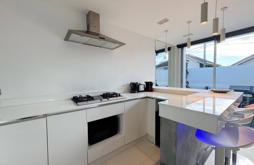 Sa Khu House | Contemporary 3bd Safari Pool Villa Near Nai Yang Beach