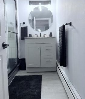 Pawtucket House | Contemporary Apartment- Prime Location to MBTA