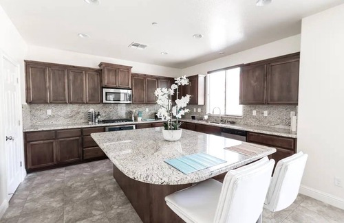 Elk Grove House | Contemporary house in a great location.