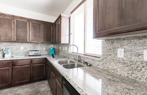 Elk Grove House | Contemporary house in a great location.