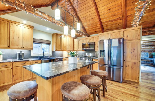 Cle Elum Cabin | Contemporary Log Cabin Near Cle Elum Lake!